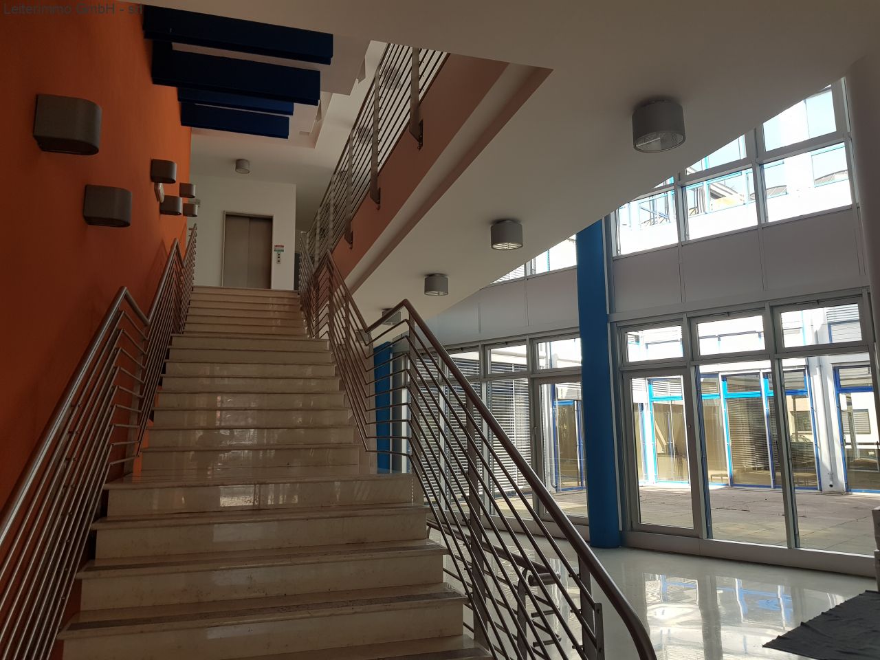 Repräsentatives Büro im Airportcenter ZU VERMIETEN